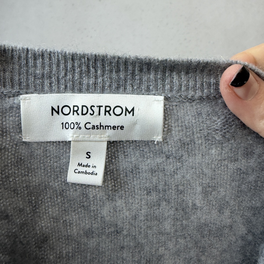 Nordstrom Sweater Womens Small Gray 100% Cashmere Crew Neck Knit Pullover - Picture 2 of 8